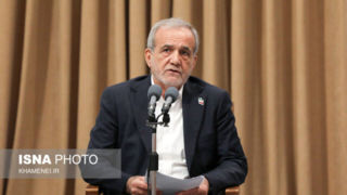 برنامه دولت برای افزایش ۲۵۰ هزار بشکهای تولید روزانه نفت در سال جاری برنامه دولت برای افزایش ۲۵۰ هزار بشکهای تولید روزانه نفت در سال جاری