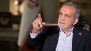 پزشکیان: بریکس نقشی محوری در مقابله با یکجانبه‌گرایی ایفا کند