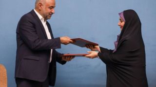 میدری: شرکتهای بزرگ صنعتی آماده ساخت مسکن کارگری هستند میدری: شرکتهای بزرگ صنعتی آماده ساخت مسکن کارگری هستند