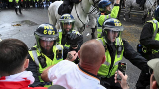 اعتراضات ضد مهاجرتی در لندن اعتراضات ضد مهاجرتی در لندن