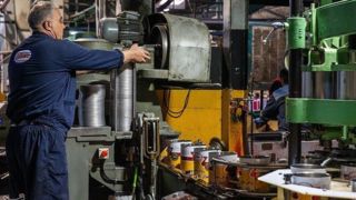 عقبماندگی تولید با ناترازی انرژی/ صنایع با ظرفیت ۶۰ درصدی فعالیت دارند عقبماندگی تولید با ناترازی انرژی/ صنایع با ظرفیت ۶۰ درصدی فعالیت دارند