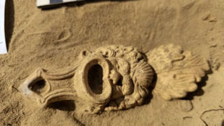 کشف «چراغ راه آخرت» در گورستان ۱۹۰۰ سالۀ روم باستان 