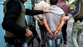 هجوم اوباش به نسیمشهر؛ ایجاد رعب و وحشت در بین مردم و درخواست فوری برای ورود نهادهای امنیتی هجوم اوباش به نسیمشهر؛ ایجاد رعب و وحشت در بین مردم و درخواست فوری برای ورود نهادهای امنیتی