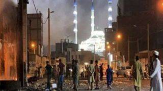 بازخوانی واقعیتهای ۸ مهر زاهدان/ ناگفتههایی از جلسات با مولوی عبدالحمید و دفتر رهبر انقلاب بازخوانی واقعیتهای ۸ مهر زاهدان/ ناگفتههایی از جلسات با مولوی عبدالحمید و دفتر رهبر انقلاب