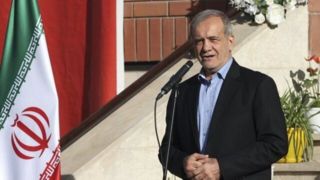 پزشکیان خطاب به دانش‌آموزان: شما طلا هستید