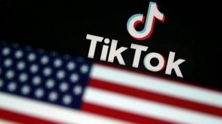 ترامپ دستور اجرایی قرارداد تیک تاک را امضا میکند ترامپ دستور اجرایی قرارداد تیک تاک را امضا میکند