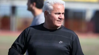 انتقاد فرشاد پیوس به هاشمیان: شما می دانید بازیکنان خارجی شما شب ها کجا هستند؟ انتقاد فرشاد پیوس به هاشمیان: شما می دانید بازیکنان خارجی شما شب ها کجا هستند؟