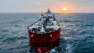 مدیرعامل شرکت ملی نفت: صادرات نفت ایران با قدرت ادامه دارد