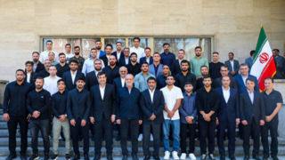 تجلیل رییس‌جمهور از تیم‌های ملی کشتی