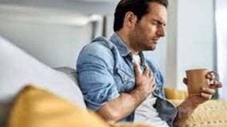 چرا غذا می‌خورم تپش قلب می‌گیرم؟