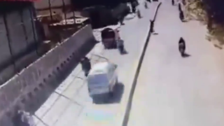 ۱۰ کشته در انفجار و تیراندازی در نزدیکی مقر نیروهای مرزی پاکستان ۱۰ کشته در انفجار و تیراندازی در نزدیکی مقر نیروهای مرزی پاکستان