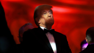 دیوانه نوبل!