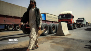 قطع اینترنت افغانستان خروج کامیون از مرز دوغارون را متوقف کرد قطع اینترنت افغانستان خروج کامیون از مرز دوغارون را متوقف کرد