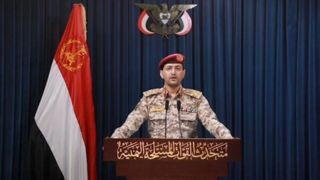 ارتش یمن: یک کشتی را در خلیج عدن هدف قرار دادیم و در معرض خطر غرق شدن است