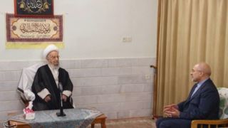 آیت‌الله مکارم‌شیرازی: برخی از بانک‌ها موجب افزایش تورم و فشار بر مردم شده‌اند