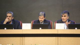 فرزین: نرخ کنونی دلار، نرخ ارز نیست، «نرخ ترس» است فرزین: نرخ کنونی دلار، نرخ ارز نیست، «نرخ ترس» است