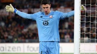 اتفاق غیرمنتظره در فوتبال اروپا؛ دروازهبان لیل سه پنالتی پیاپی را مهار کرد اتفاق غیرمنتظره در فوتبال اروپا؛ دروازهبان لیل سه پنالتی پیاپی را مهار کرد