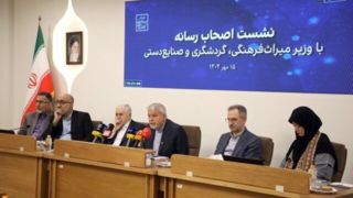 مولانا را نه به کشوری بخشیده‌ایم و نه کشوری آن را به ما بخشیده است