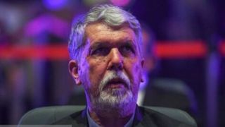 واکنش وزیر ارشاد به اقدام عجیب برنده جایزه صلح نوبل