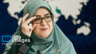 اقدامات دولت به مردم گزارش می شود/ مهاجرانی شنبه و دوشنبه در تلویزیون