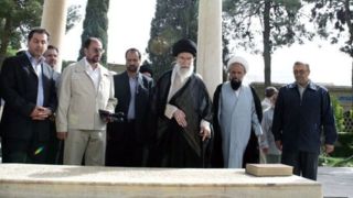 بزرگداشت حافظ بزرگداشت قرآن است! بزرگداشت حافظ بزرگداشت قرآن است!