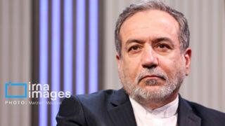 استدلال عراقچی درمورد عدم حضور در شرم الشیخ: با حمله کنندگان به مردم ایران تعامل نمی کنیم