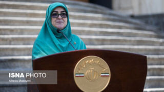 مهاجرانی: رئیس‌جمهوری تاکید کرده برق و گاز صنایع قطع نشود