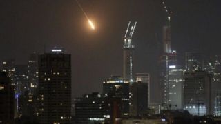 وبگاه آمریکایی: حمله ایران پناهگاه نظامی مخفی اسرائیل در قلب تلآویو را لو داد وبگاه آمریکایی: حمله ایران پناهگاه نظامی مخفی اسرائیل در قلب تلآویو را لو داد