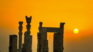 حفاظت از تخت جمشید خط قرمز ماست حفاظت از تخت جمشید خط قرمز ماست