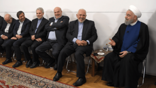 «طرفداران سازش» چه بر سر اقتصاد ایران آوردند؟