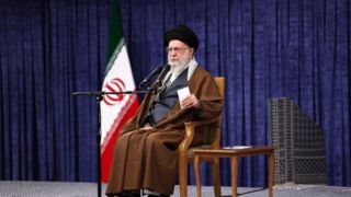 تحلیل رهبر انقلاب از یاوهگوییهای رئیسجمهور آمریکا در فلسطین اشغالی تحلیل رهبر انقلاب از یاوهگوییهای رئیسجمهور آمریکا در فلسطین اشغالی