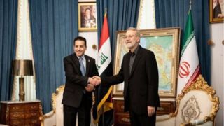 تأکید لاریجانی و همتای عراقی بر توسعه همکاریهای اقتصادی و امنیتی تأکید لاریجانی و همتای عراقی بر توسعه همکاریهای اقتصادی و امنیتی