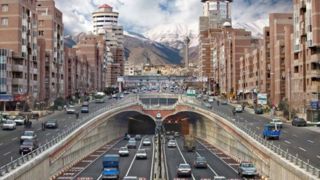 هر دو مسیر تونل توحید امشب مسدود است هر دو مسیر تونل توحید امشب مسدود است