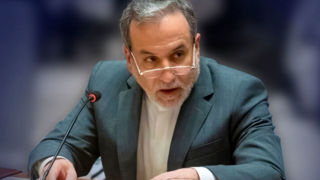 عراقچی: بمب اتم ما توانایی نه گفتن به قدرت‌هاست/ روابط ایران و آمریکا قابل مدیریت است