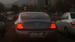 چرا برخی خودروهای لوکس با پلاک خارجی در ایران تردد می‌کنند؟