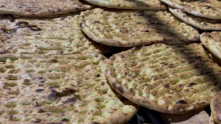 افزودن سبزیجات به نان ممنوع می‌شود/ وجود ۶۰۰ نانوایی نان کامل در کشور، سهم تهران صفر 