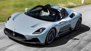 در کشور چند نفر مازراتی، لامبورگینی و پورشه دارند؟ در کشور چند نفر مازراتی، لامبورگینی و پورشه دارند؟