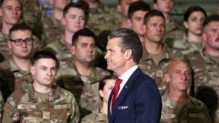 نشست ویژه وزیر جنگ آمریکا با محوریت تهدید‌های چین