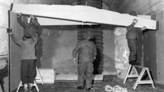 کشف «شهر اتمی مخفی» آمریکا زیر یخهای گرینلند توسط ناسا کشف «شهر اتمی مخفی» آمریکا زیر یخهای گرینلند توسط ناسا