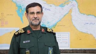 دریادار تنگسیری: جزایر ایران دژهای مستحکمیاند و حافظان مقتدری از آنها دفاع میکنند دریادار تنگسیری: جزایر ایران دژهای مستحکمیاند و حافظان مقتدری از آنها دفاع میکنند