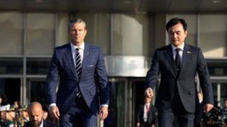 شلیک توپخانه‌ای پیونگ‌یانگ دقایقی پیش از حضور وزیر جنگ آمریکا در مرز دو کره