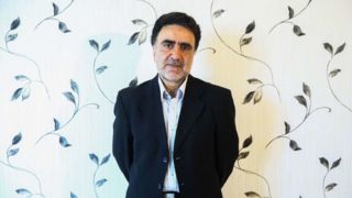 پایان مرخصی تاجزاده با بازداشت و انتقال به زندان پایان مرخصی تاجزاده با بازداشت و انتقال به زندان