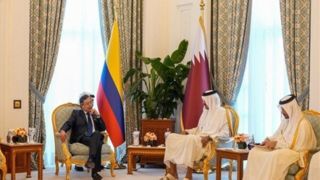 پیشنهاد رئیسجمهور کلمبیا به امیر قطر برای میانجیگری در کارائیب پیشنهاد رئیسجمهور کلمبیا به امیر قطر برای میانجیگری در کارائیب
