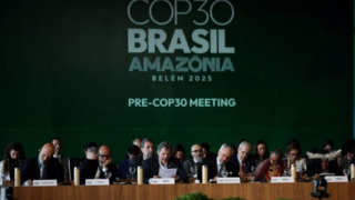 رییس سازمان محیط‌زیست برای شرکت در کنفرانس تغییر اقلیم به برزیل سفر کرد