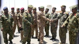 عبدالفتاح البرهان: ارتش مصمم به شکست شورشیان است عبدالفتاح البرهان: ارتش مصمم به شکست شورشیان است