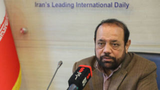 مداحی که میلیاردی بگیرد چه فرقی با حقوقبگیر نجومی دارد؟ مداحی که میلیاردی بگیرد چه فرقی با حقوقبگیر نجومی دارد؟