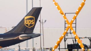 فاجعه در کنتاکی؛ پرواز هواپیماهای «اِمدی-۱۱» در آمریکا ممنوع شد فاجعه در کنتاکی؛ پرواز هواپیماهای «اِمدی-۱۱» در آمریکا ممنوع شد