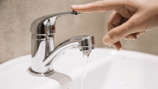 در مصرف آب صرفه جویی کنید، درآمد کسب کنید در مصرف آب صرفه جویی کنید، درآمد کسب کنید