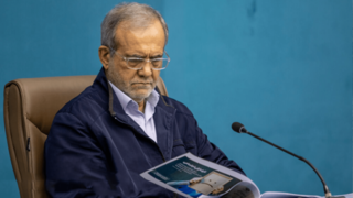 نقشه آبی ۳۰ روزه روی میز دولت