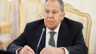 لاوروف: آمریکا از تشدید درگیری در اوکراین خودداری کند لاوروف: آمریکا از تشدید درگیری در اوکراین خودداری کند